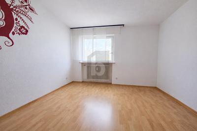 WG ZIMMER, AB SOFORT FREI - Etagenwohnung Stuttgart Freiberg Freiberg | Angebot:26779976