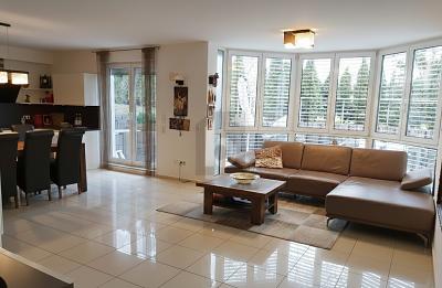 DESIGN TRIFFT AUF WOHNKOMFORT - Terrassenwohnung Sindelfingen Sindelfingen (Stadt) | Angebot:26823872